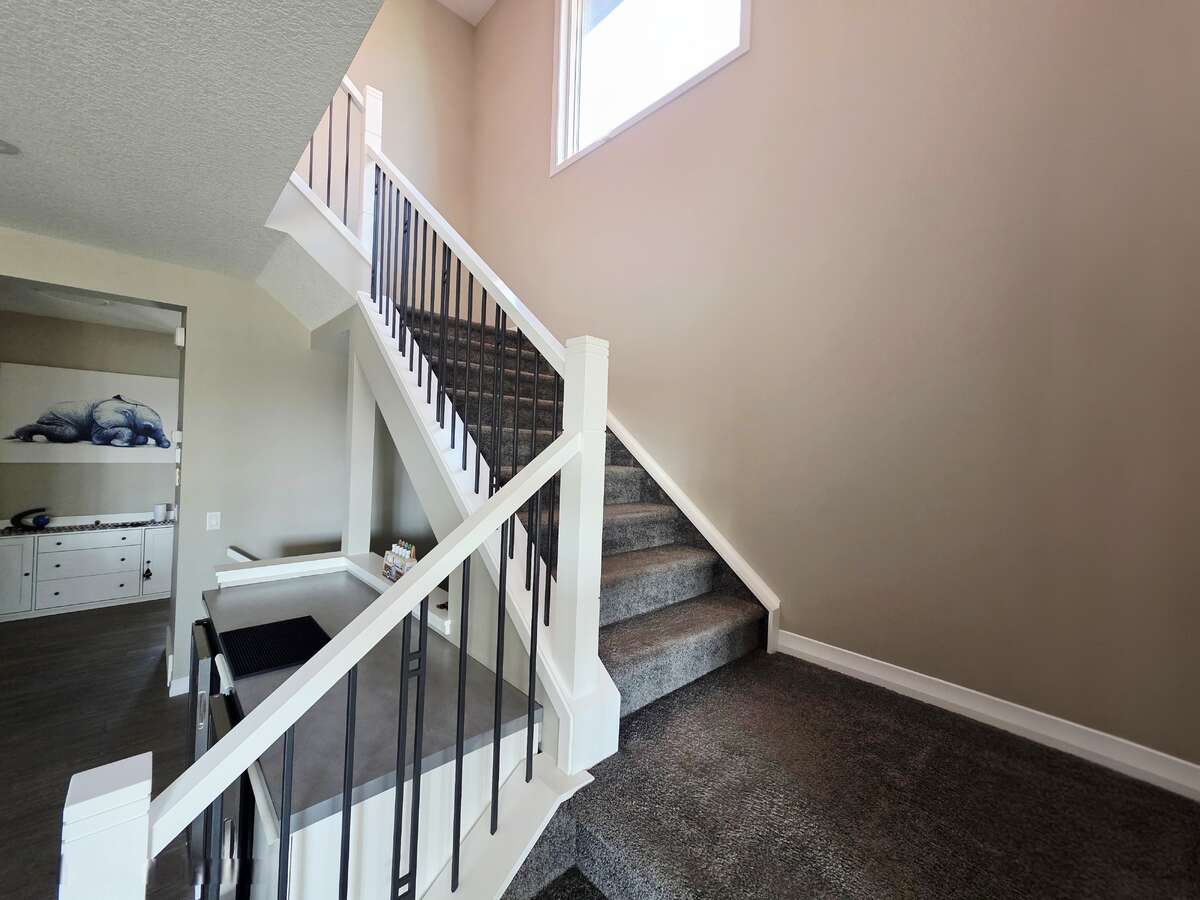 UPPER LEVEL STAIRCASE