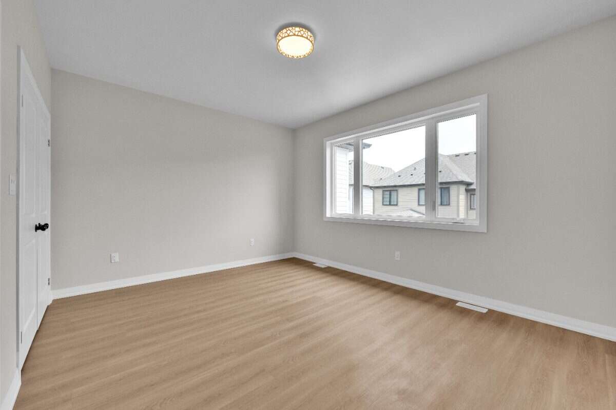 FOR RENT – New Modern Townhome in Decew Terrace
