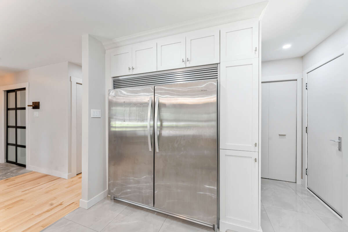 backsplash storage