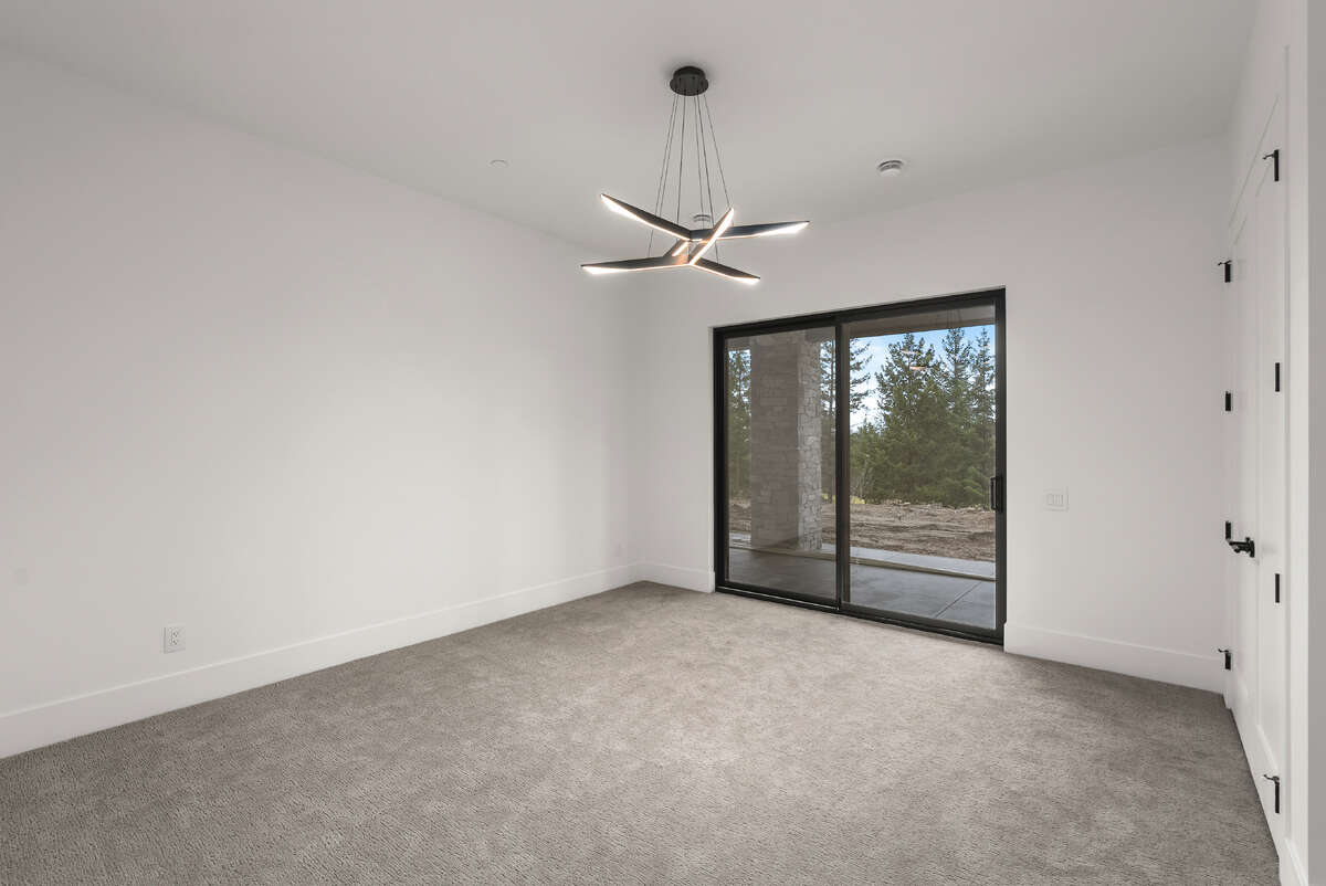 Luxury Walk-Out with Golf Views