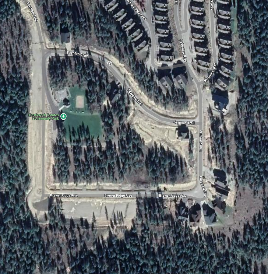 Lot located above community park