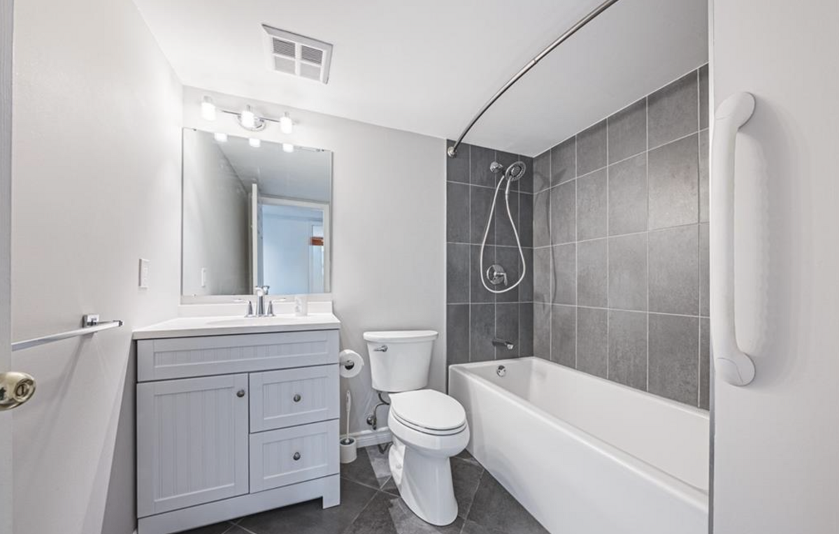 Main Bathroom