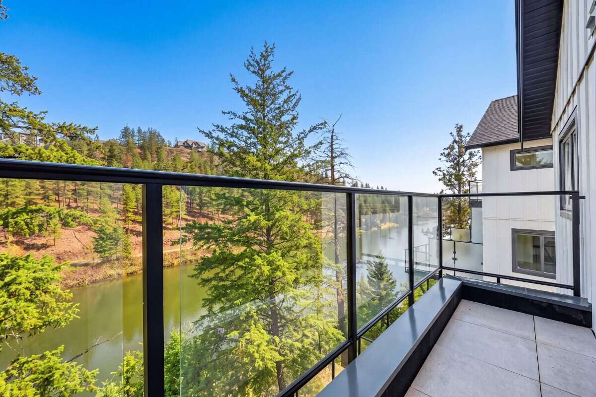 Pondside Landing Elderberry Townhome