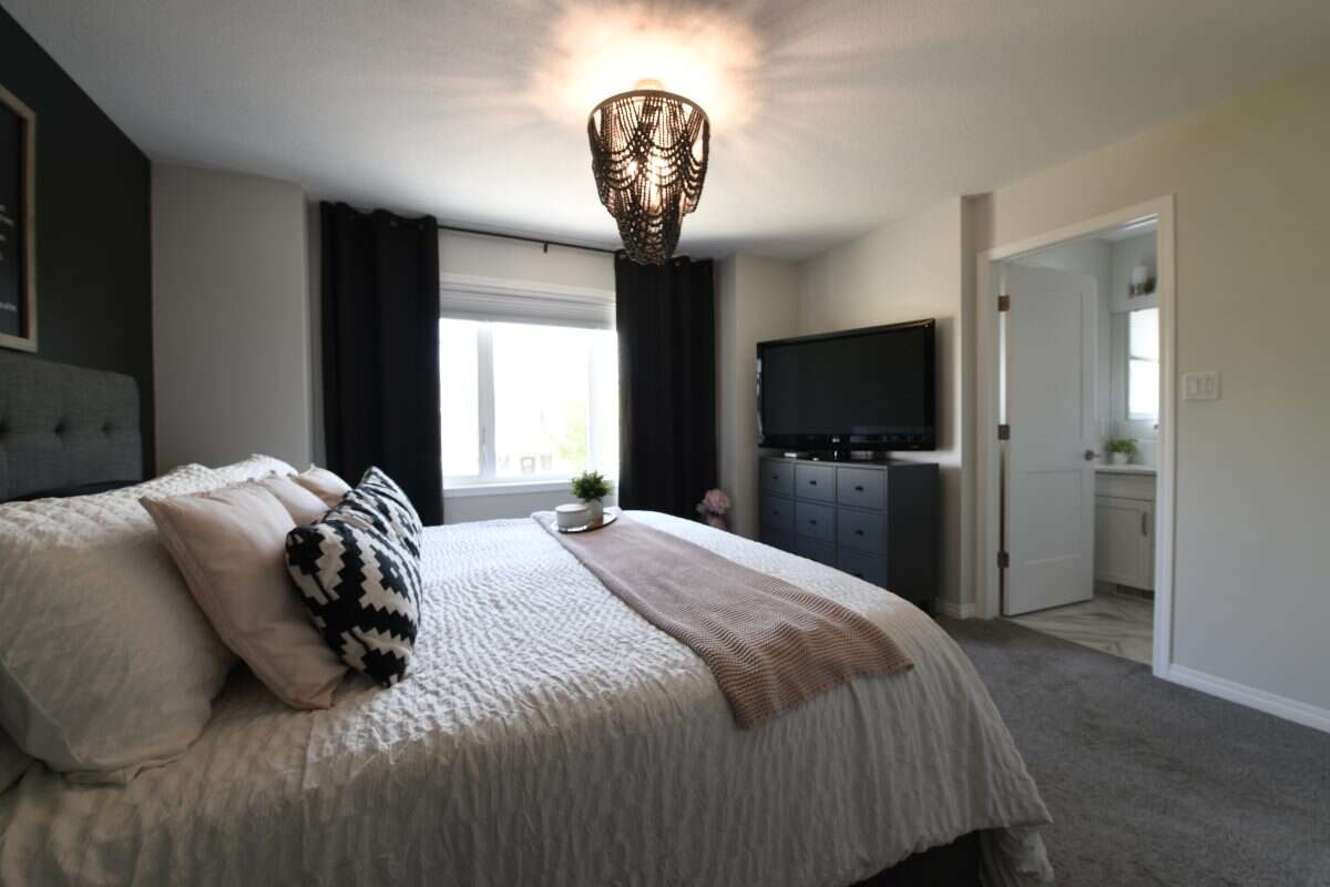 Move-In Ready Eastbrook Home With Dream Yard