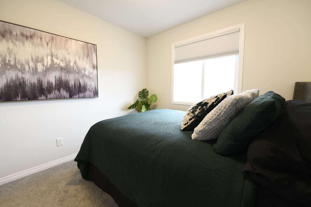 Move-In Ready Eastbrook Home With Dream Yard
