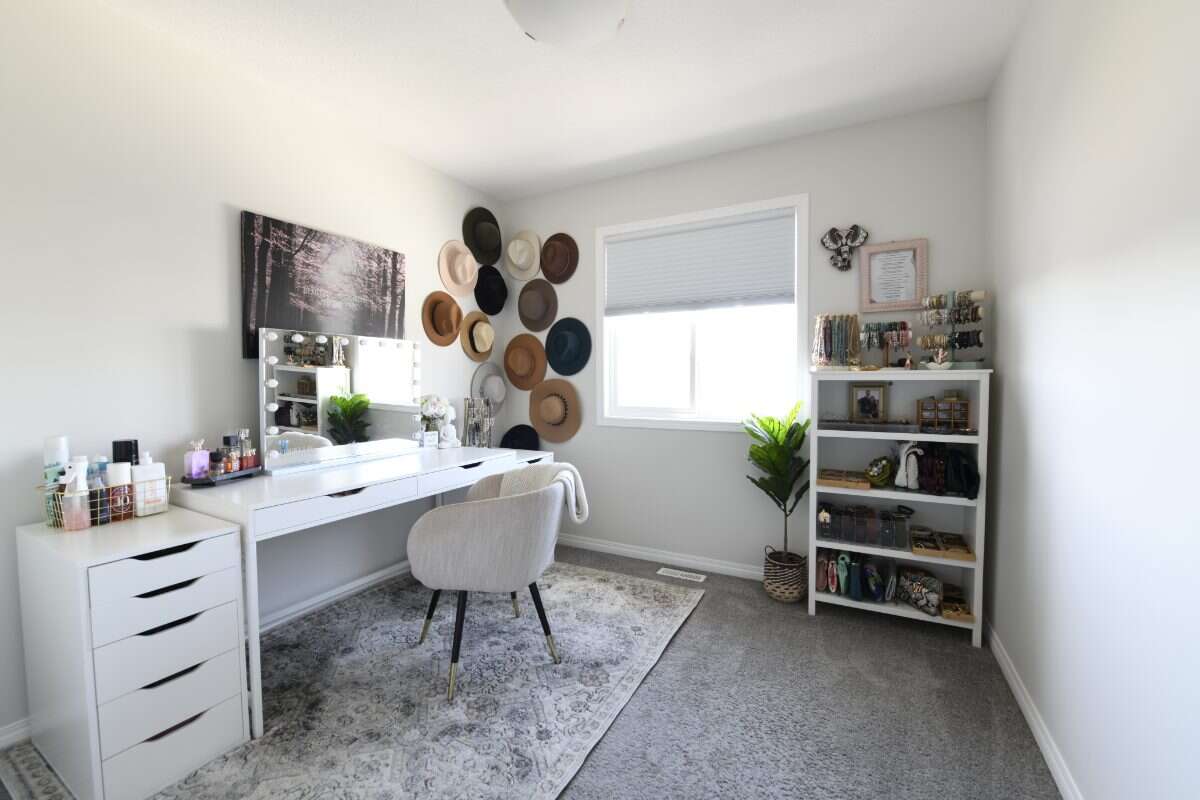 Move-In Ready Eastbrook Home With Dream Yard