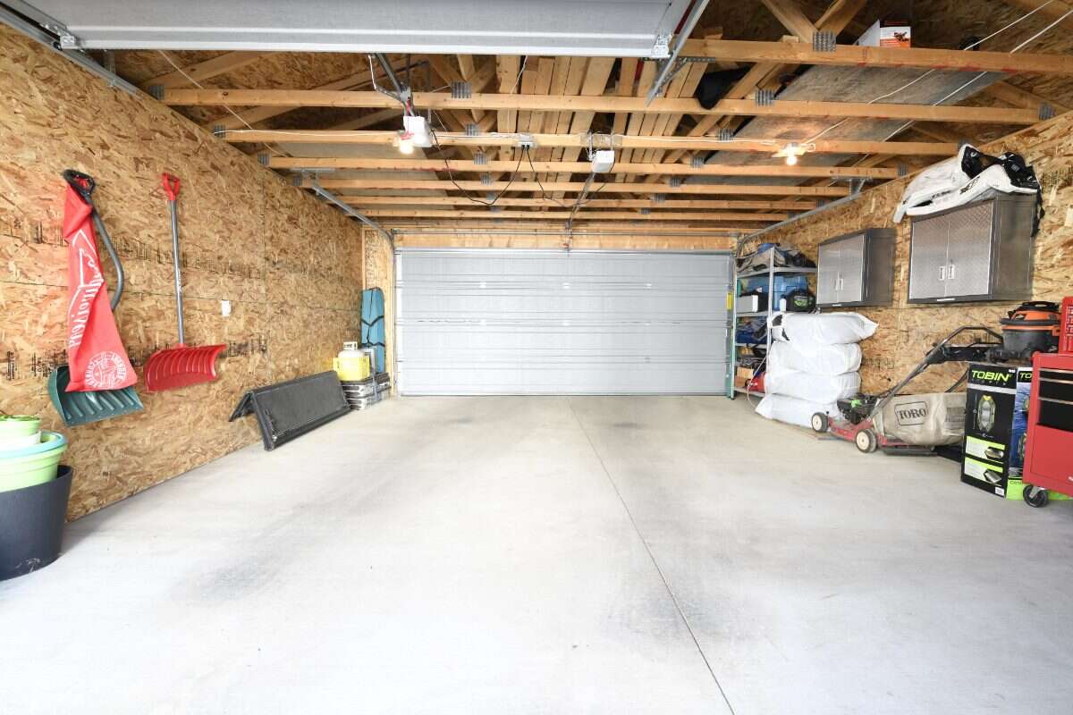 Move-In Ready Eastbrook Home With Dream Yard