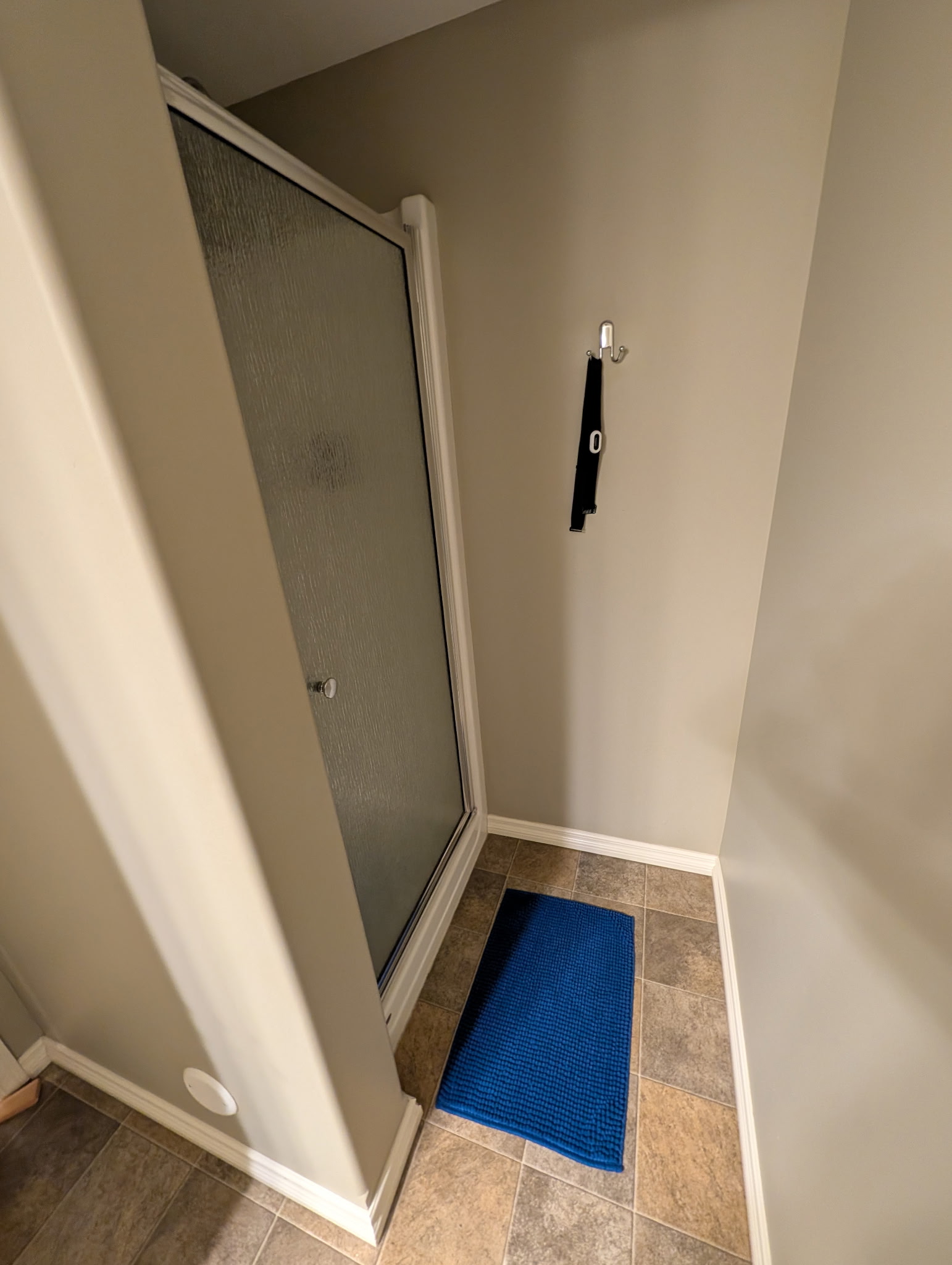 Townsite Home w/ Suite, Hot Tub & Big Yard