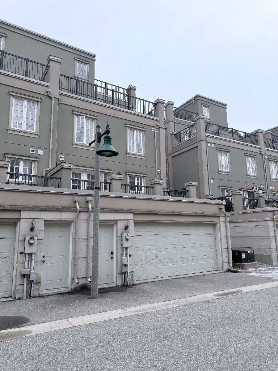 Freehold End-Unit Townhome Double-Car Garage