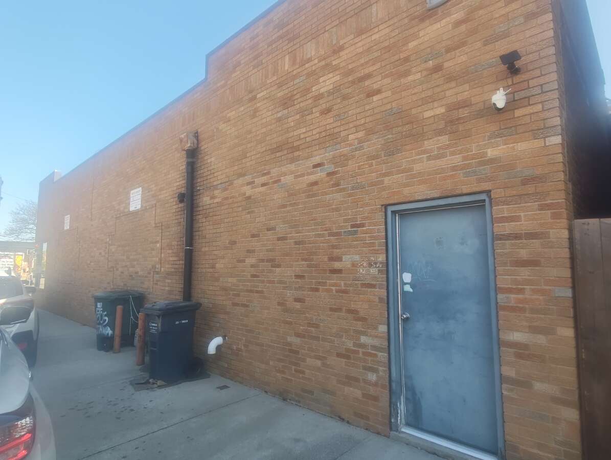 The Side View on Hall Avenue