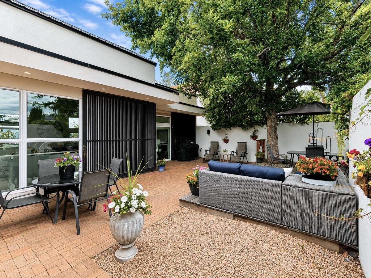 Private Executive Home with Views