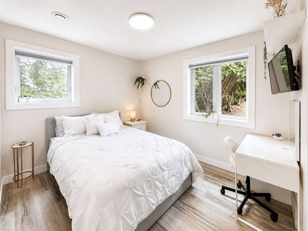Private Executive Home with Views