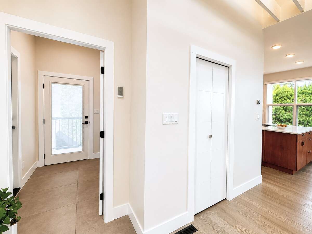 Private Executive Home with Views