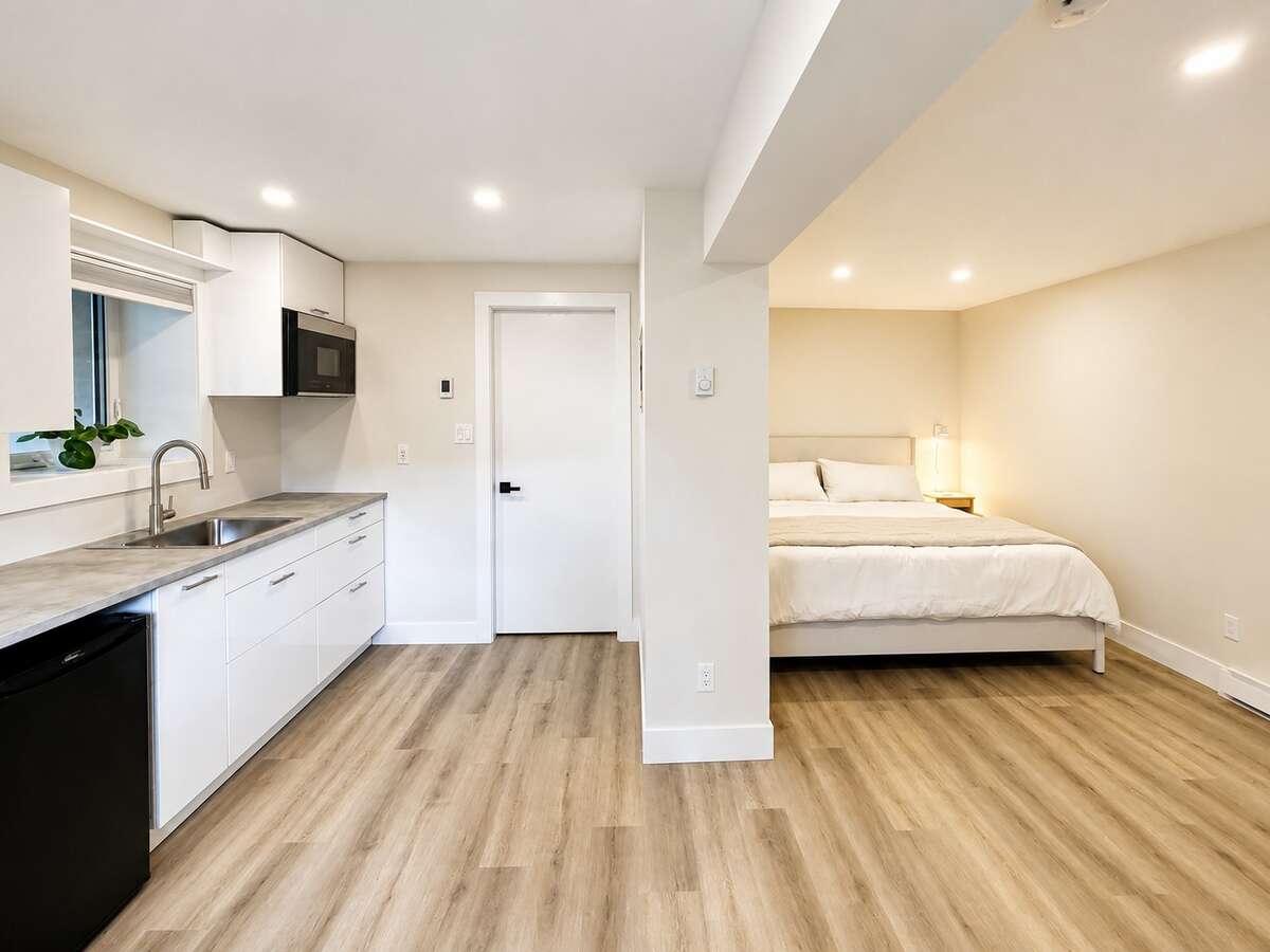 Private Executive Home with Views