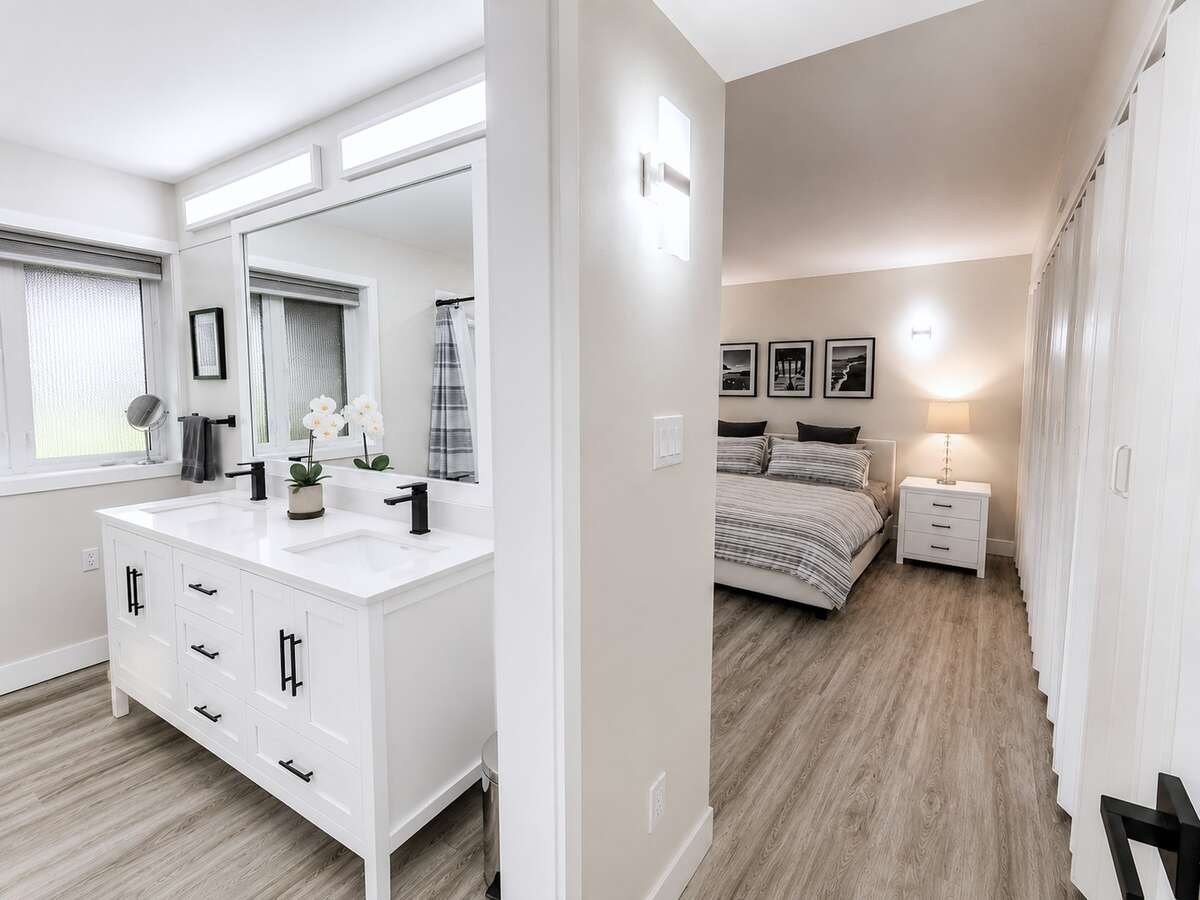 Private Executive Home with Views