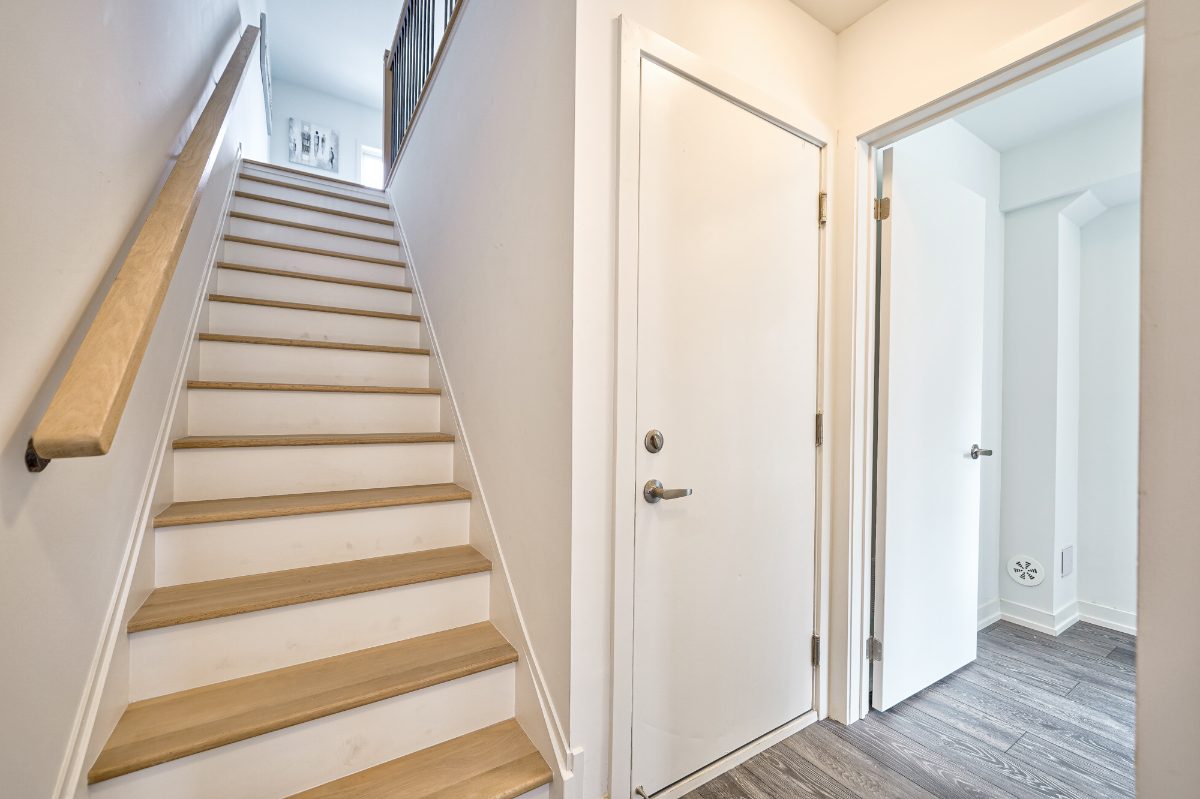 Brand New Corner Freehold Townhome for Lease