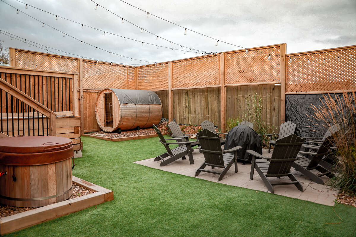 Licensed STR | $155K Gross | $106K NOI | 12.8% CAP
