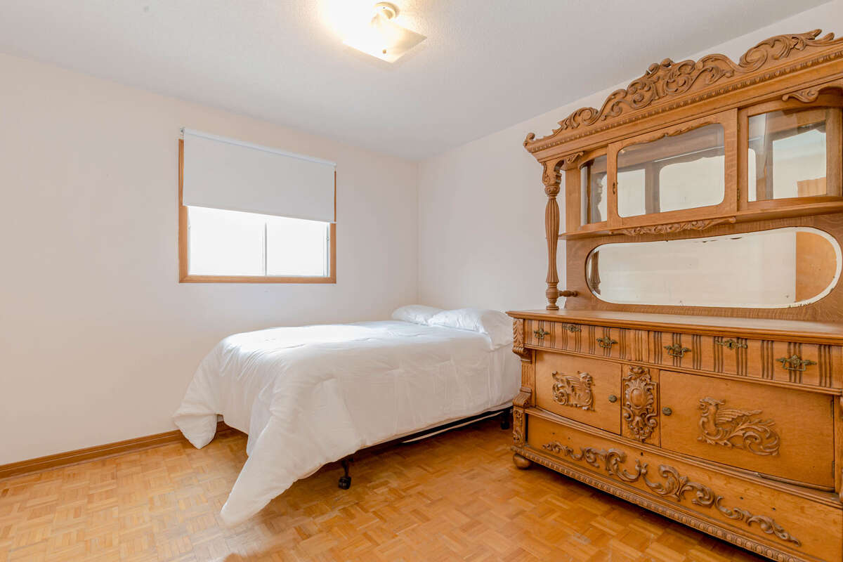 Bedroom 3 - home office (ground floor)
