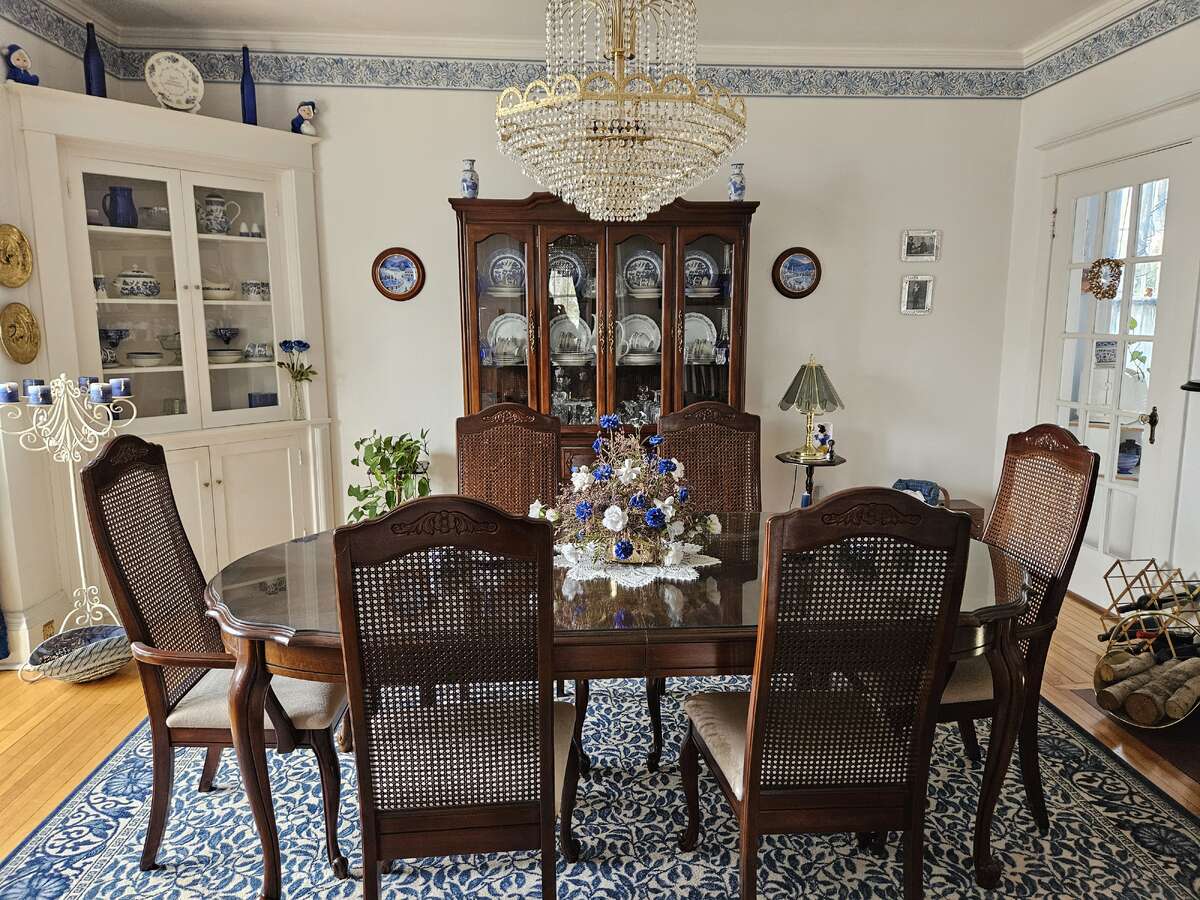 Dining Rm