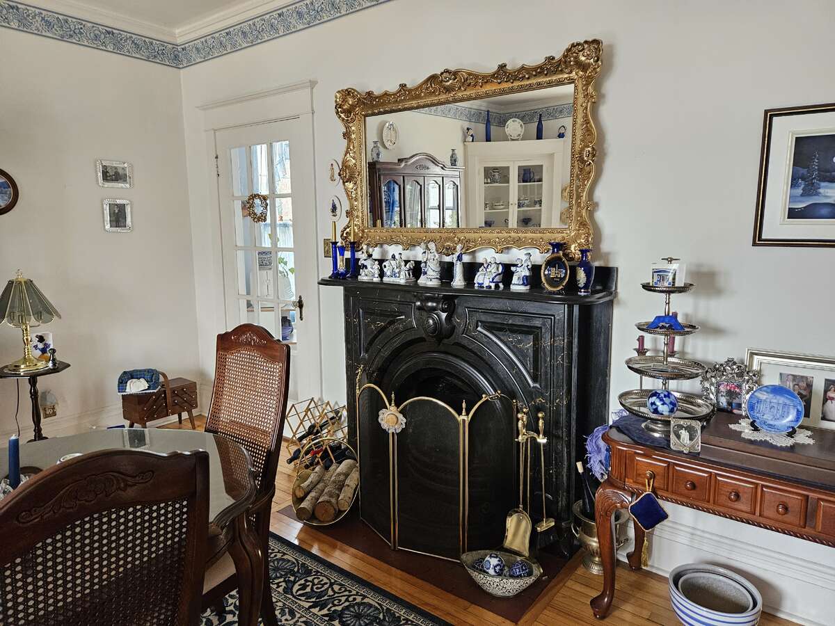 Dining Rm
