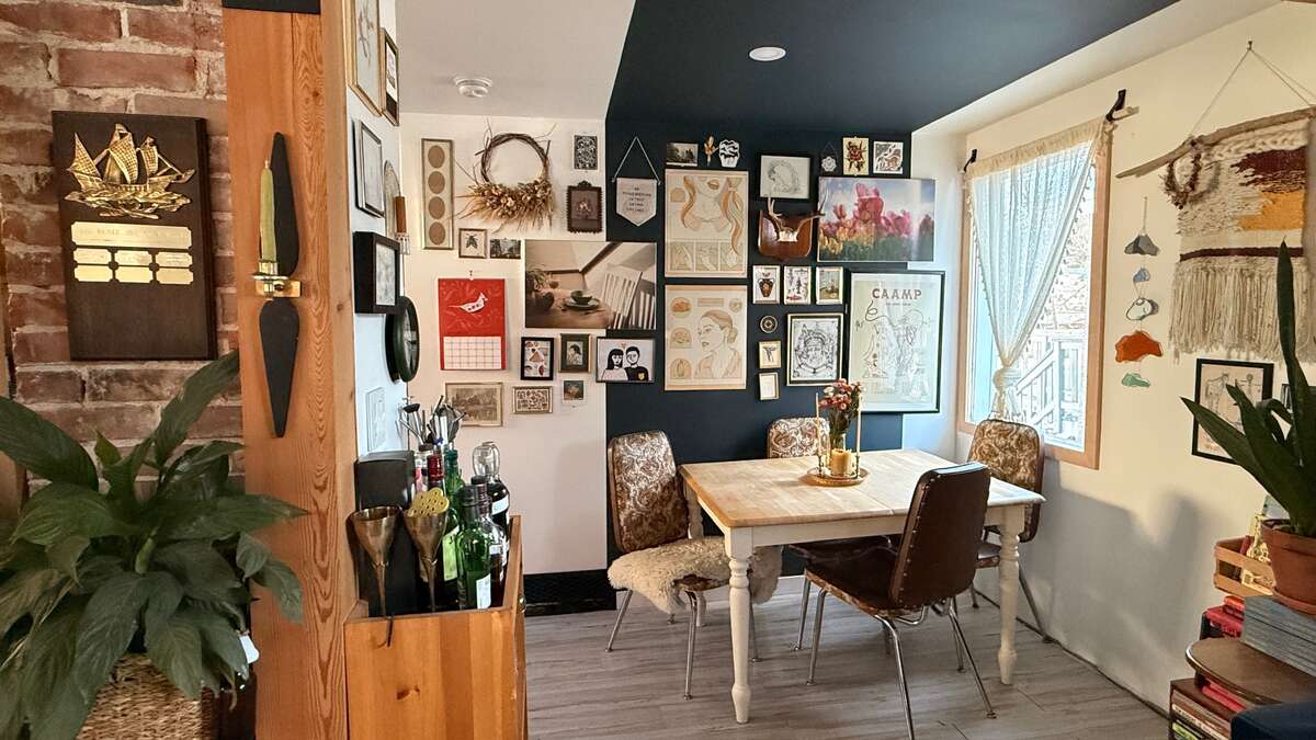 Wonderful opn-concept living, dining room and kitchen