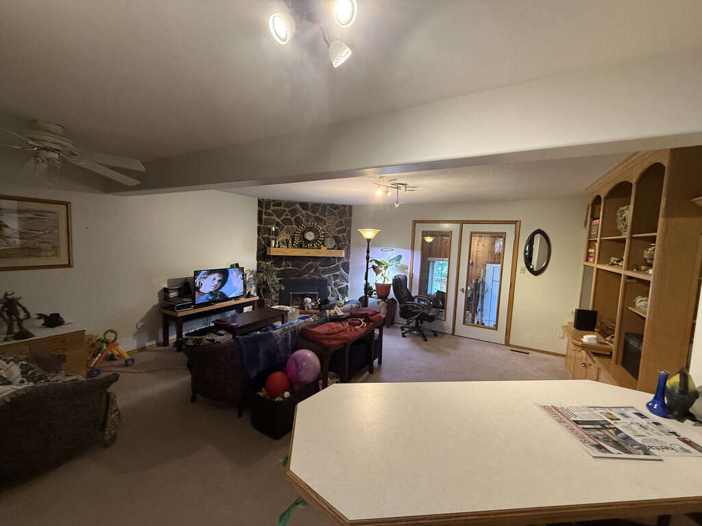 3-bedroom, 2-story townhouse with attached garage.