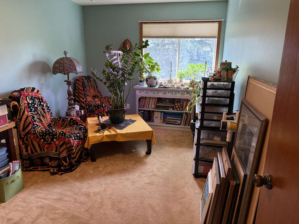 3-bedroom, 2-story townhouse with attached garage.