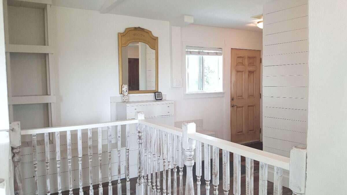Hobby Farm on 20.14 Acres! 