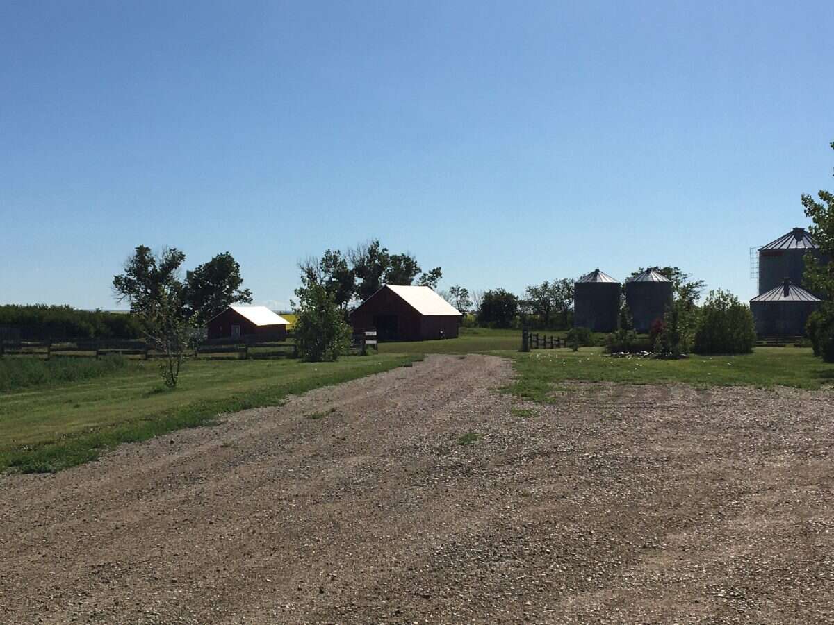Hobby Farm on 20.14 Acres! 