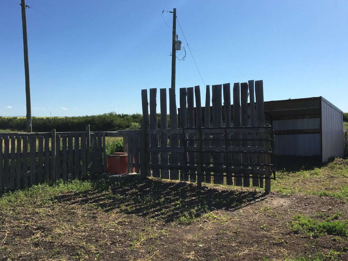 Hobby Farm on 20.14 Acres! 