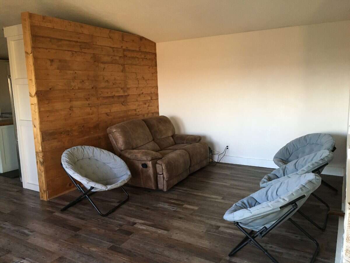 Hobby Farm on 20.14 Acres! 