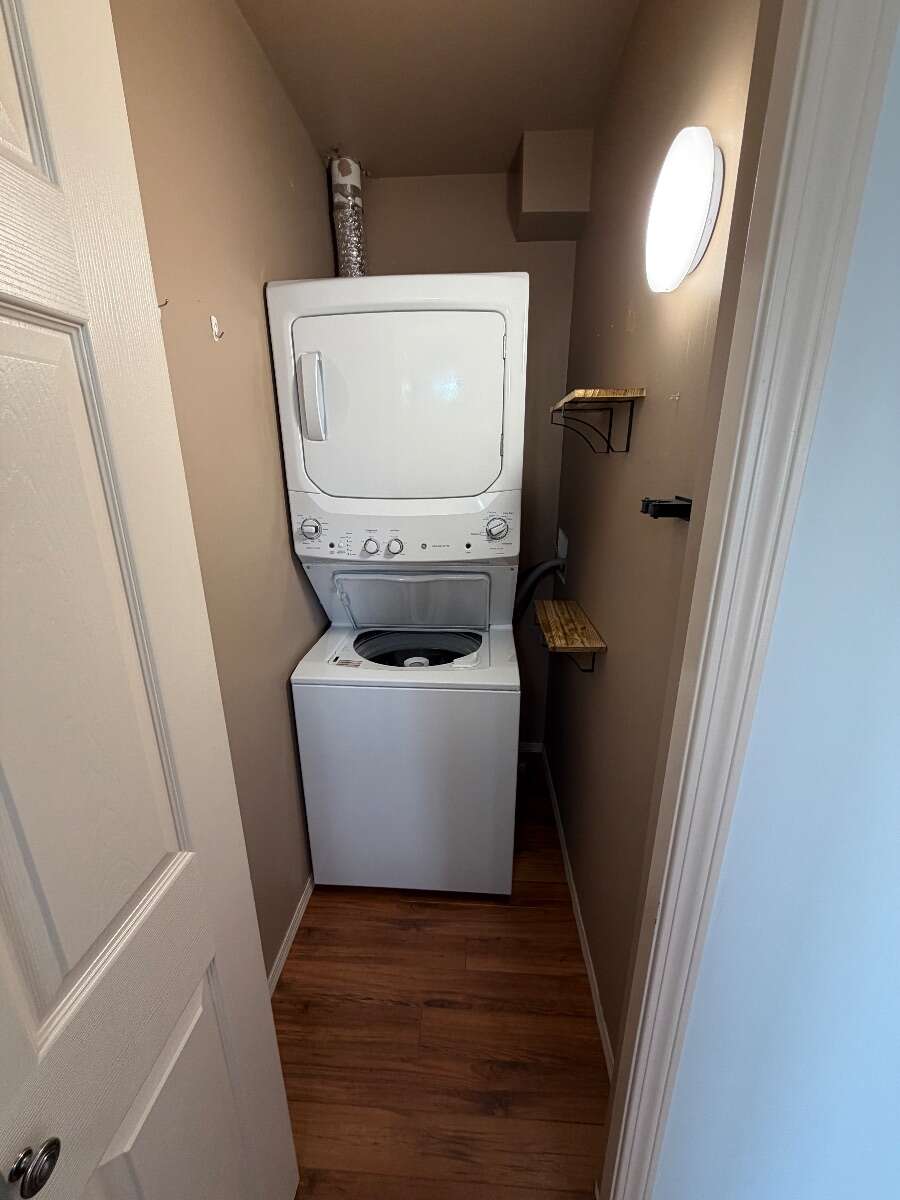 Bright, Top Floor Condo in Drayton Valley