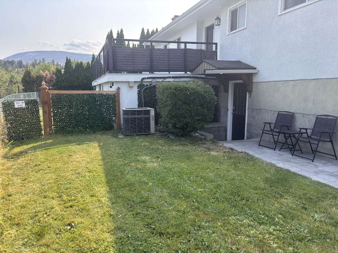 Daylight Rancher with Legal Suite & Stunning Views