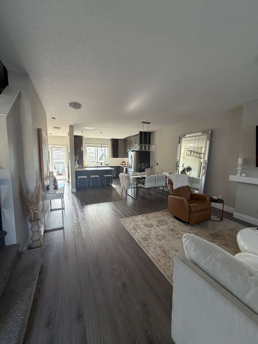 Bright 4 bedroom house