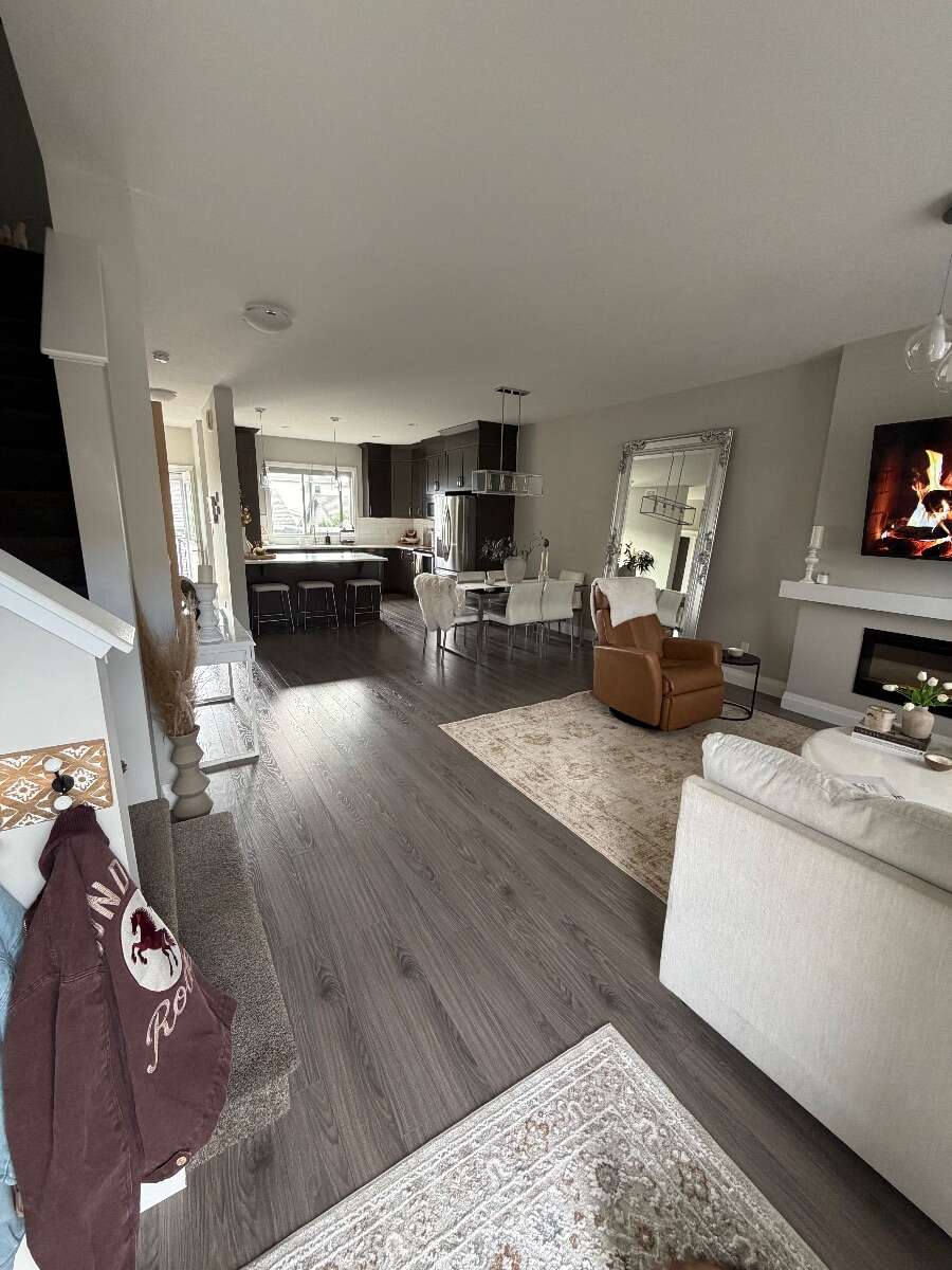 Bright 4 bedroom house