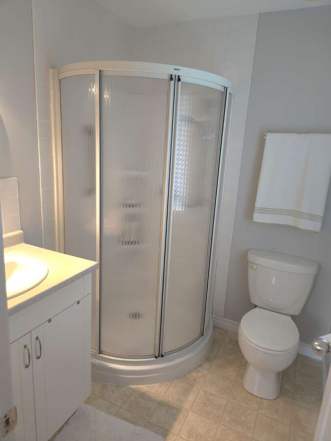 MASTER 3 PIECE BATHROOM