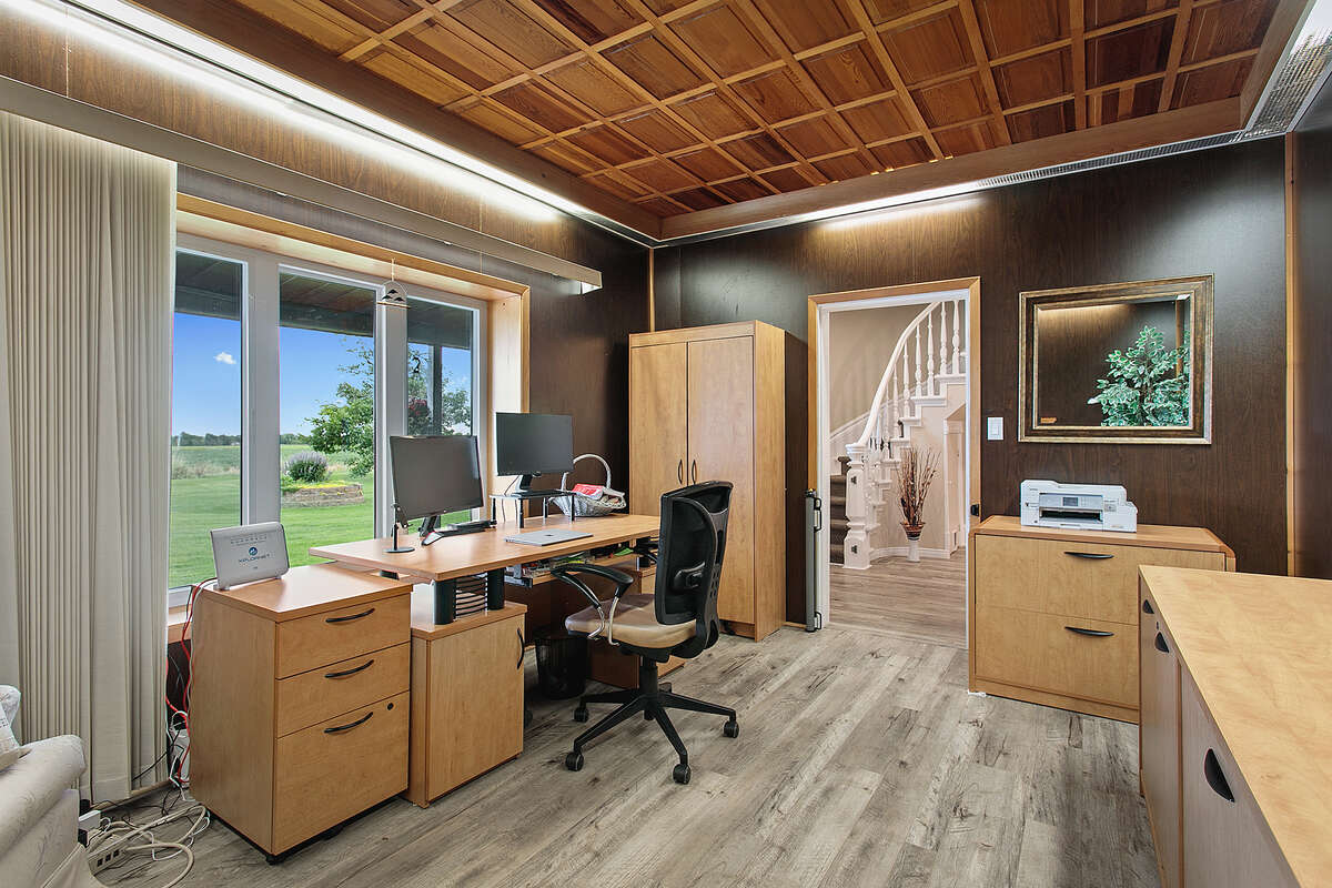 Home office (main floor)