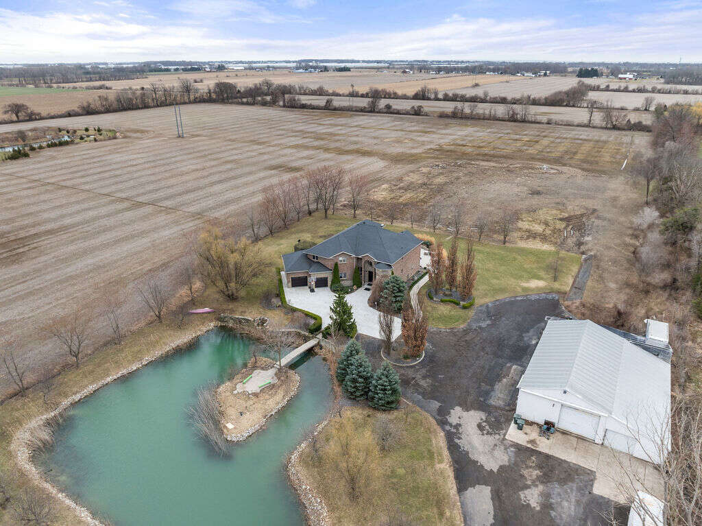 115 Road 4 East