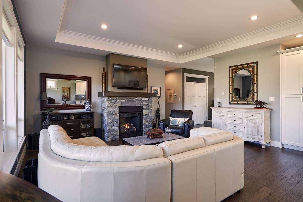 Beautiful 3 bedroom home on Vancouver Island,