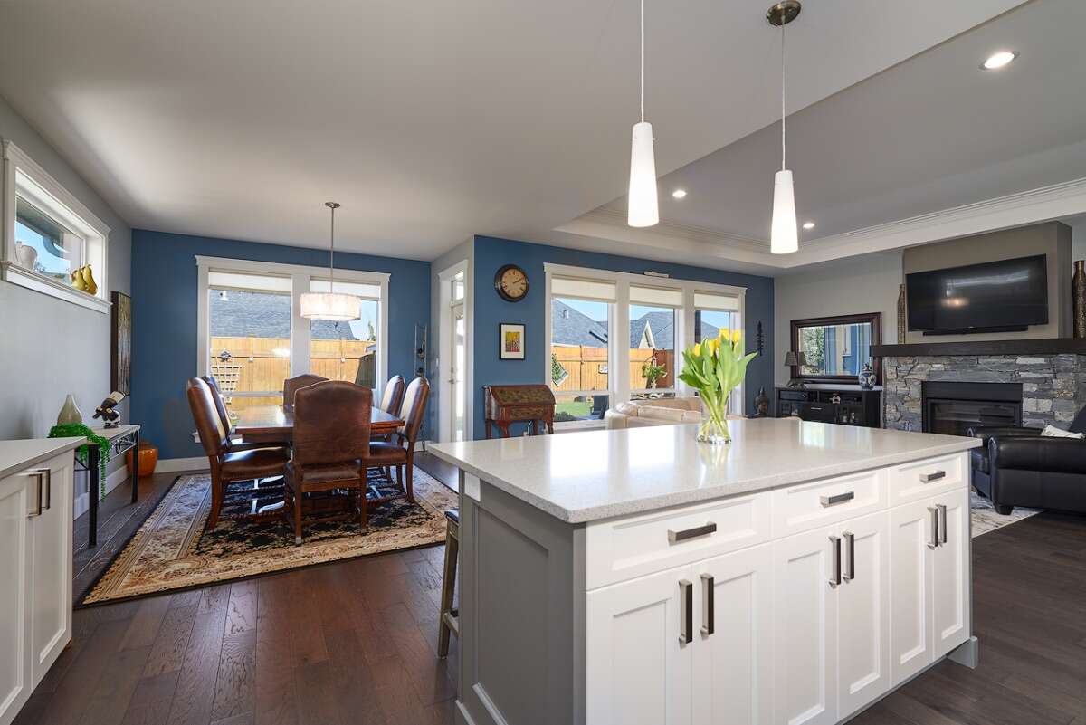 Beautiful 3 bedroom home on Vancouver Island,