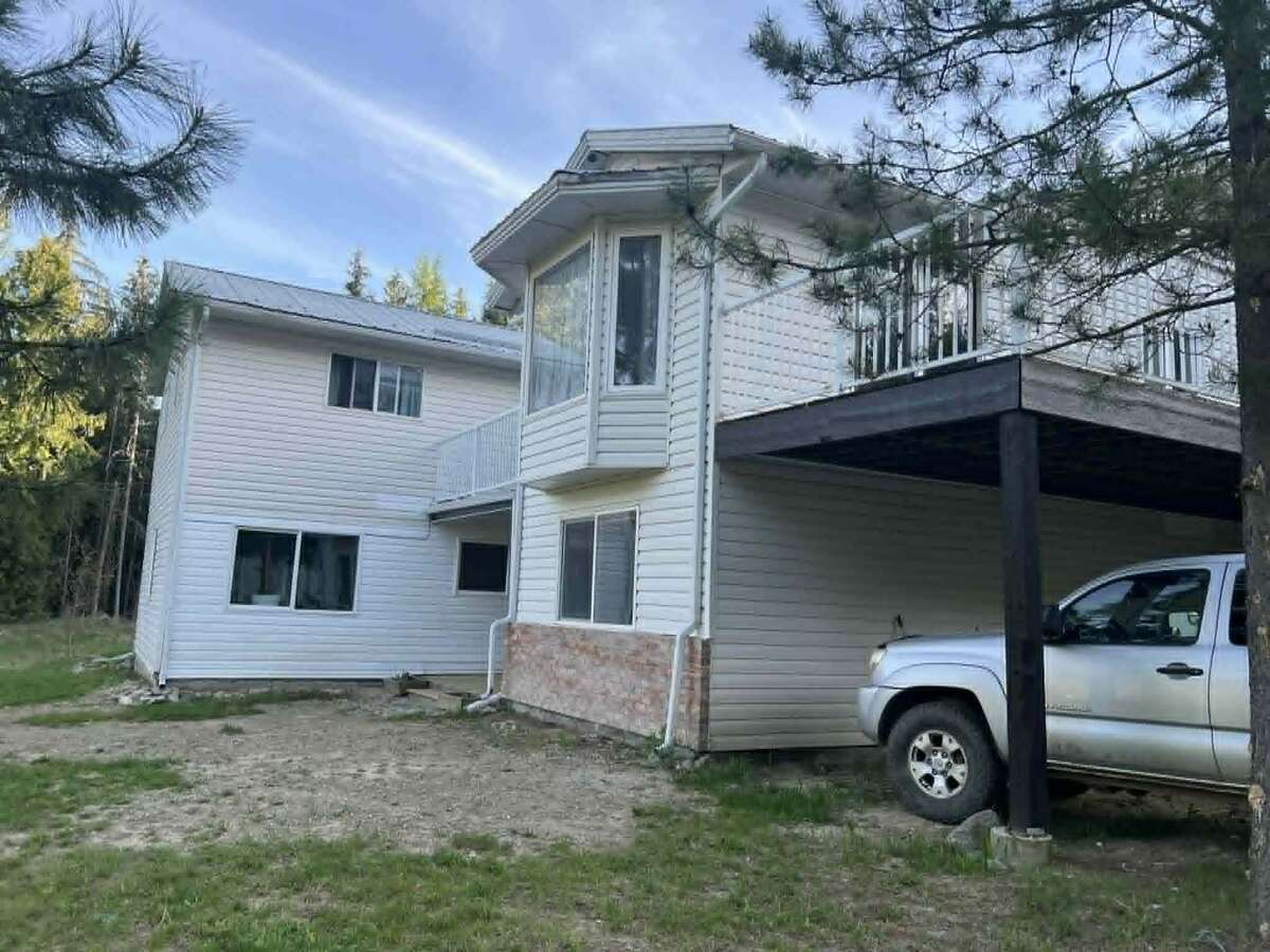 Arrow Creek large home on  9 Acres with Creek