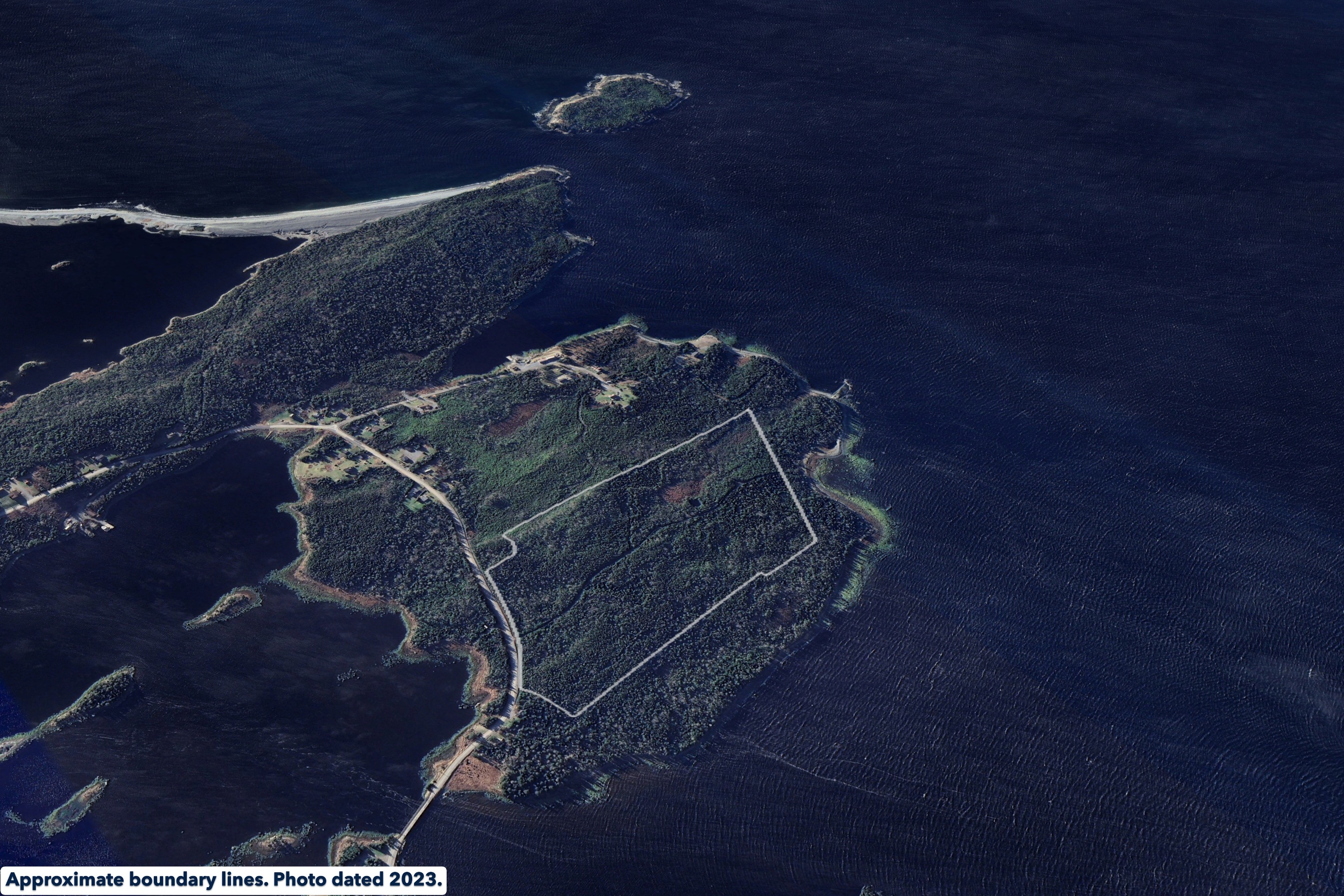 Lot B, Sober Island Road