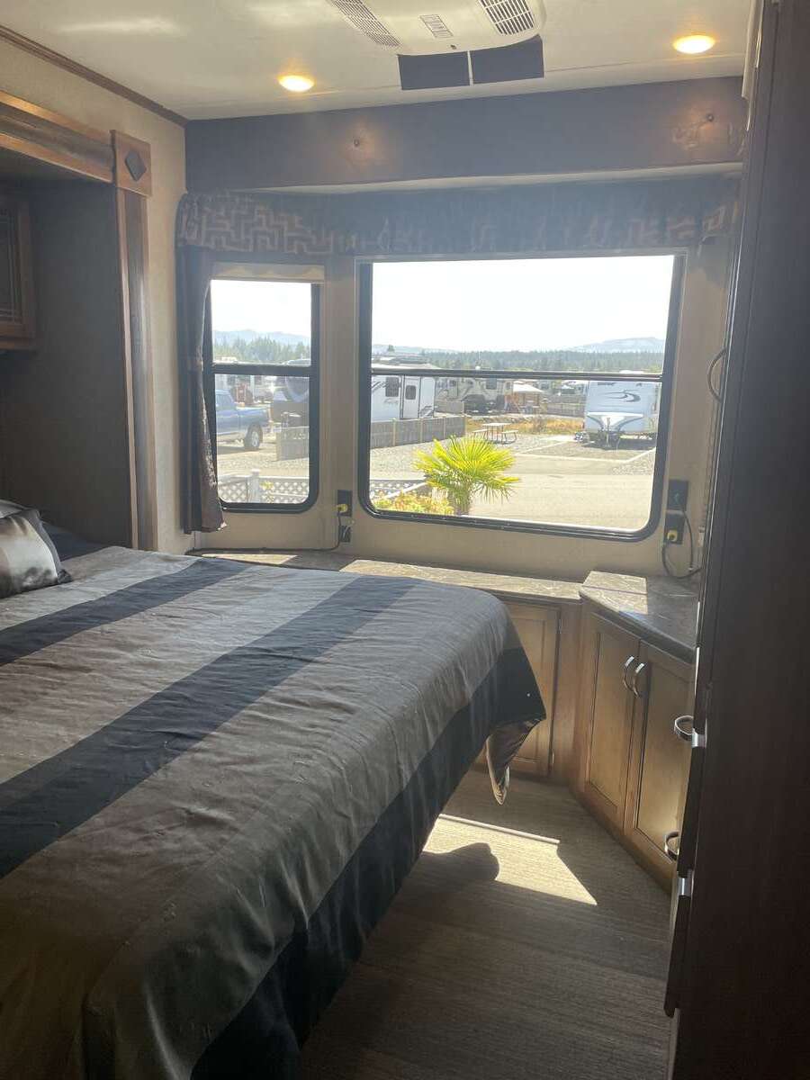 Oceanview Trailer and Sunroom
