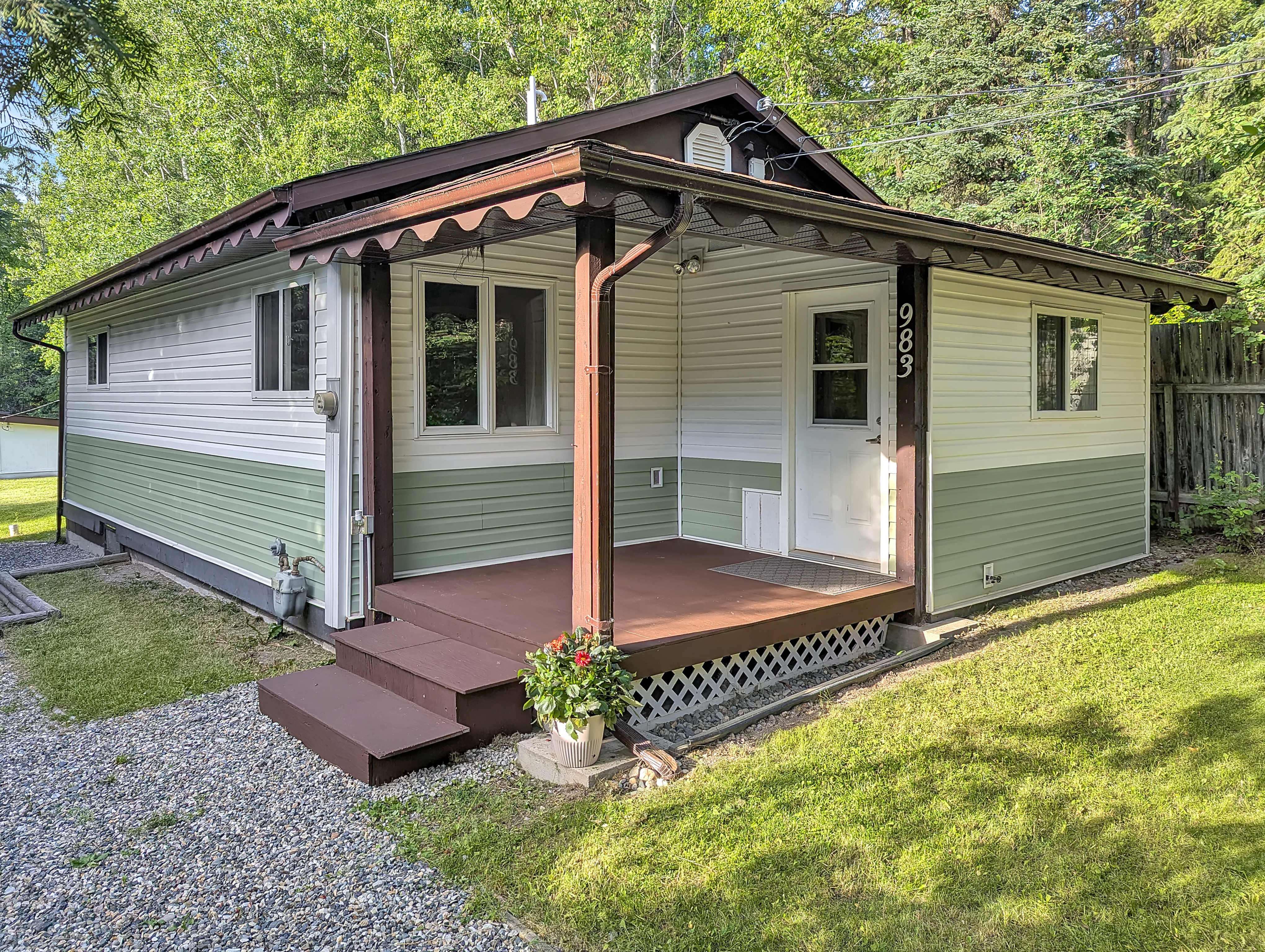 983 Barkerville Highway