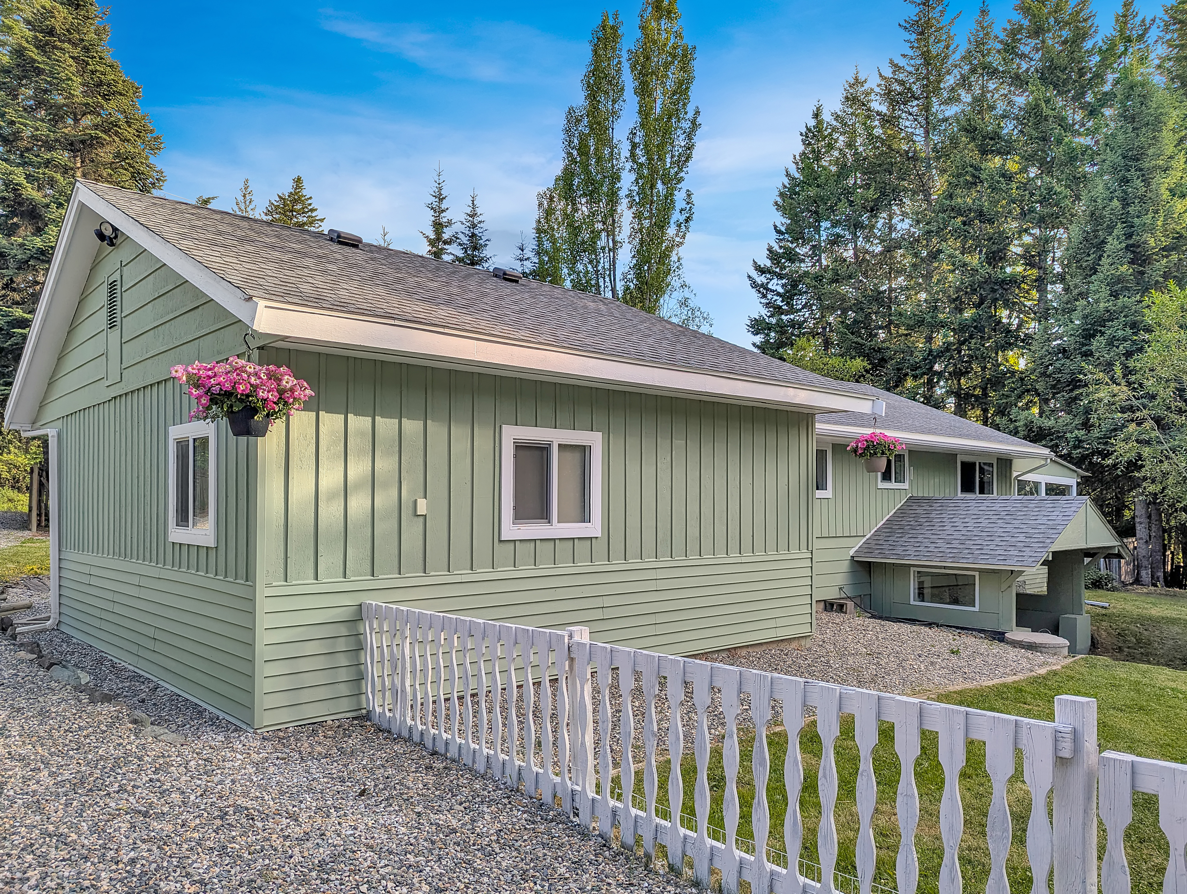 Two Detached Homes on a Private 1-Acre Property