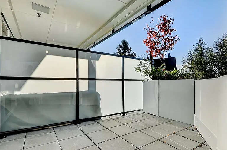 Bright 1 Bedroom + Flex Condo with Huge Balcony