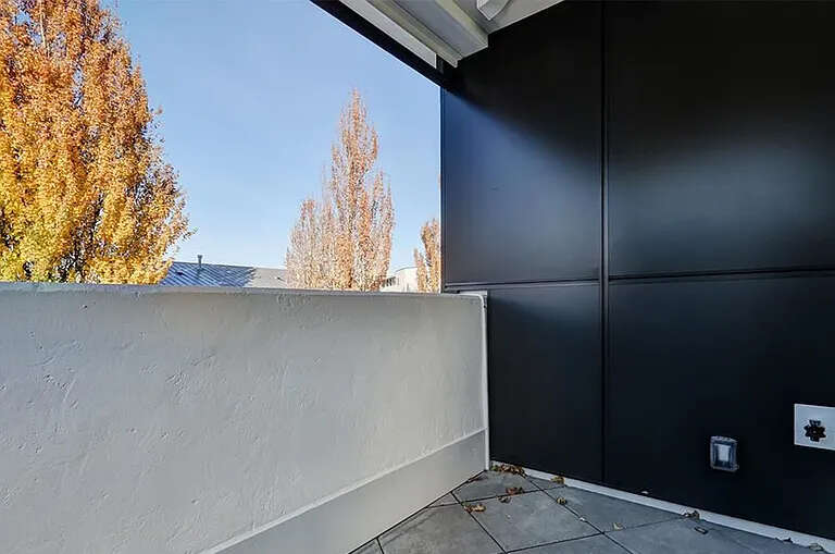 Bright 1 Bedroom + Flex Condo with Huge Balcony