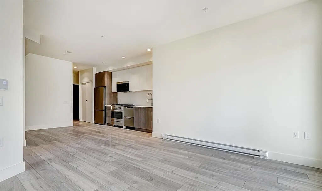 Bright 1 Bedroom + Flex Condo with Huge Balcony