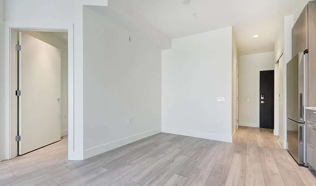 Bright 1 Bedroom + Flex Condo with Huge Balcony