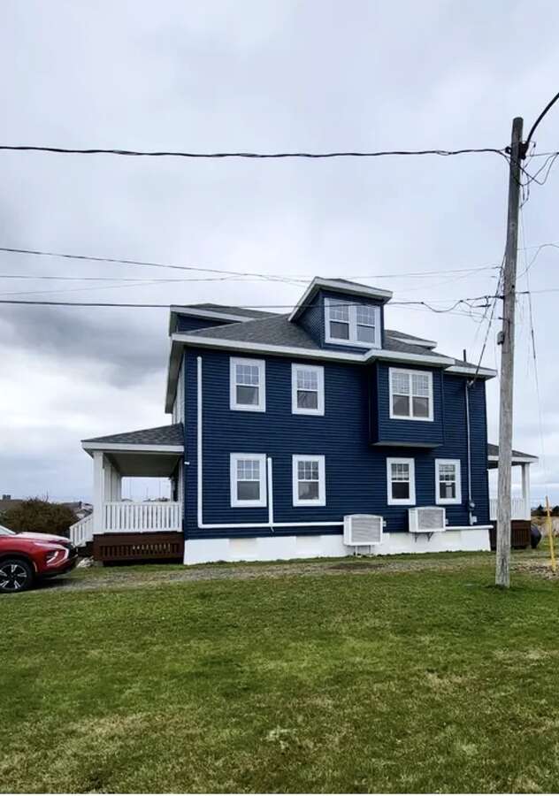 House For Sale in Glace Bay, NS - 3+2 bed, 2.5 bath
